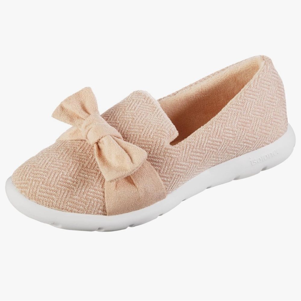 isotoner Women's Slip-on Casual Loafer